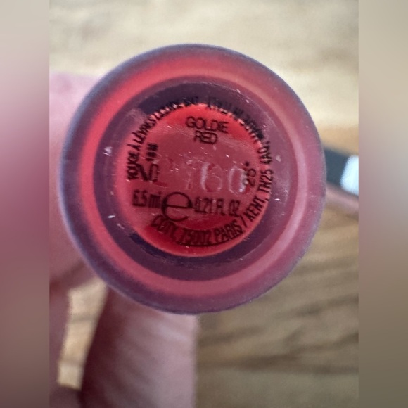 Gucci Transfer-Proof Matte Liquid Lipstick~SOLD OUT~Goldie Red (25)💋NEW IN BOX - Picture 9 of 10